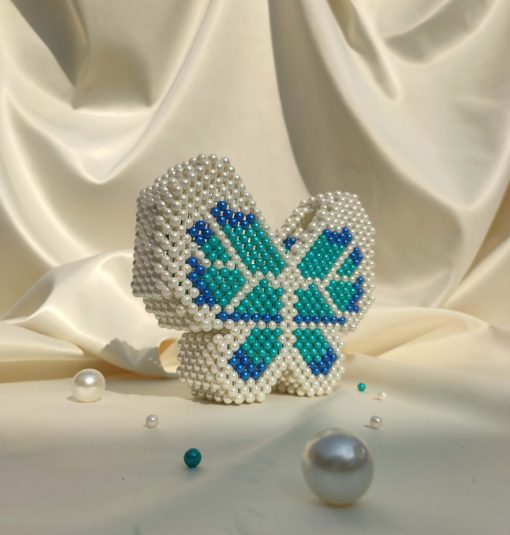Butterfly Pearl Small Blue & White